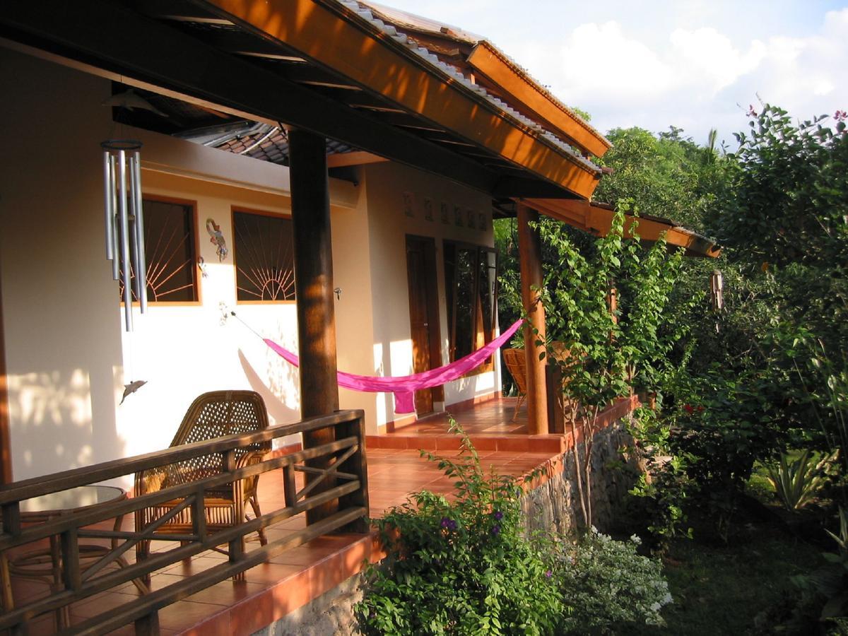 Sananda Bungalow Lovina  Room photo